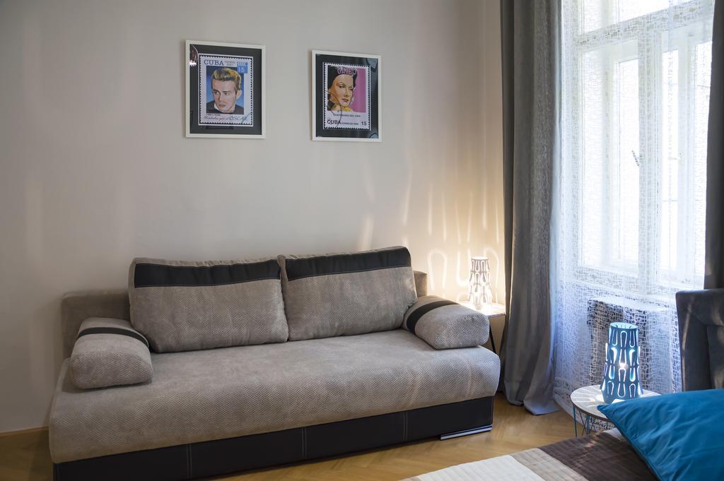 Modern Apartment Zlatnicka 8 Praha Bagian luar foto