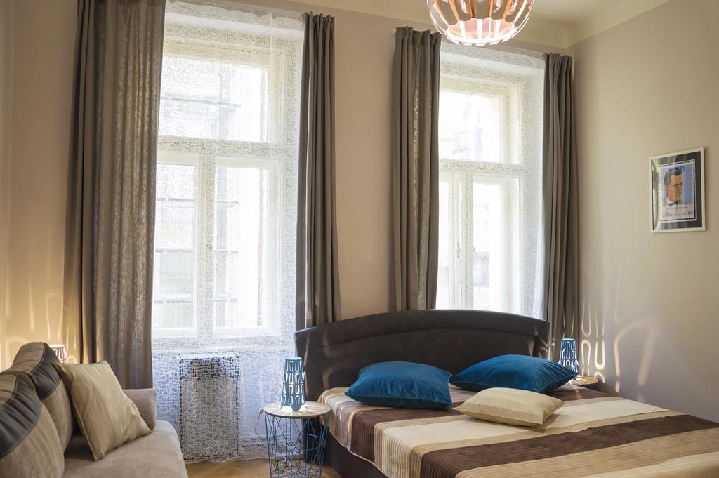 Modern Apartment Zlatnicka 8 Praha Bagian luar foto