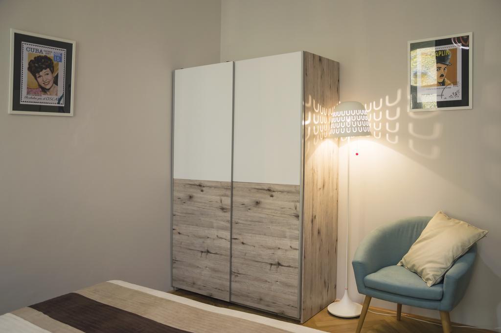 Modern Apartment Zlatnicka 8 Praha Bagian luar foto